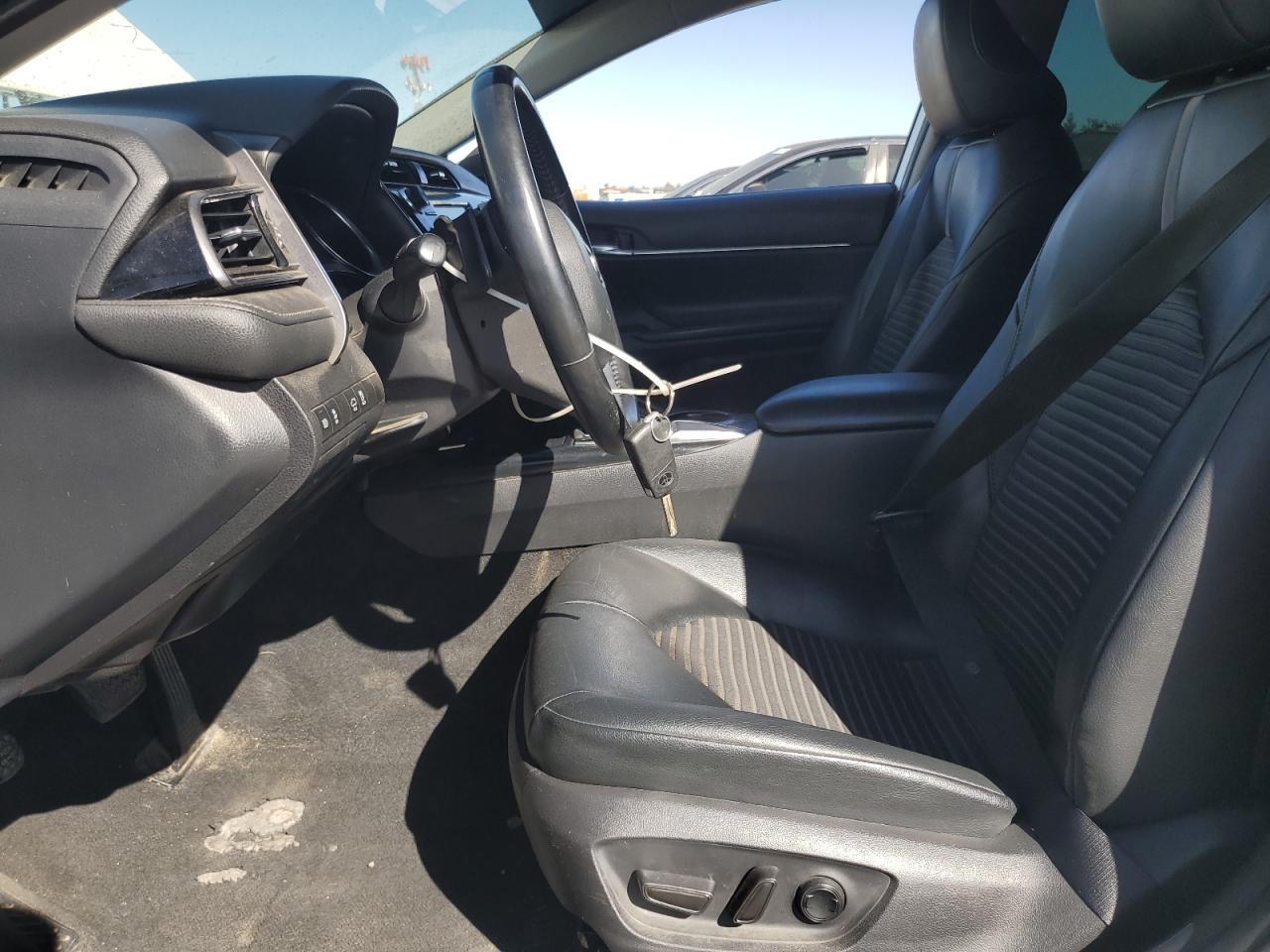 2020 Toyota Camry Se - Image 7