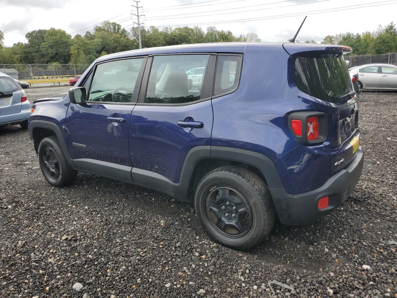 2016 Jeep Renegade Sport - Image 2
