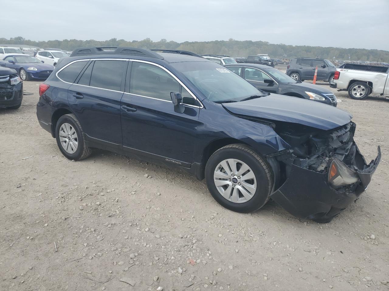 2018 Subaru Outback 2.5I Premium - Image 4