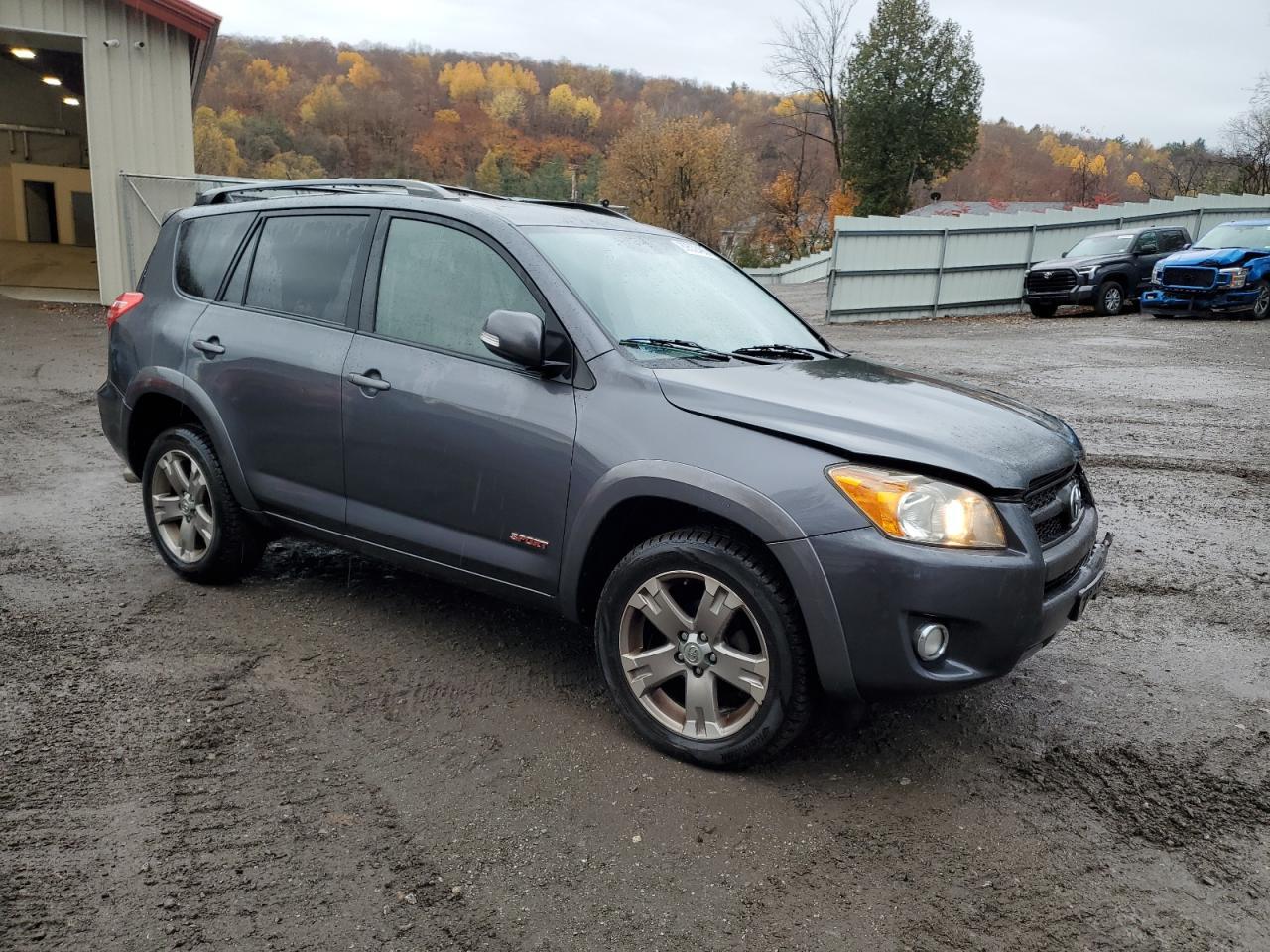 2011 Toyota Rav4 Sport - Image 4