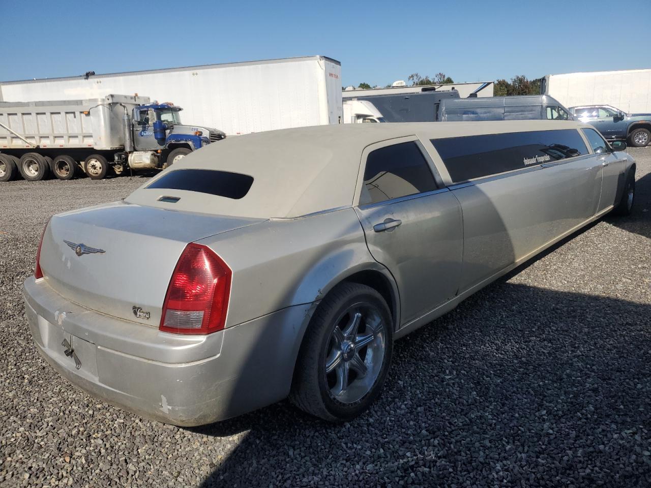 2007 Chrysler 300 - Image 3