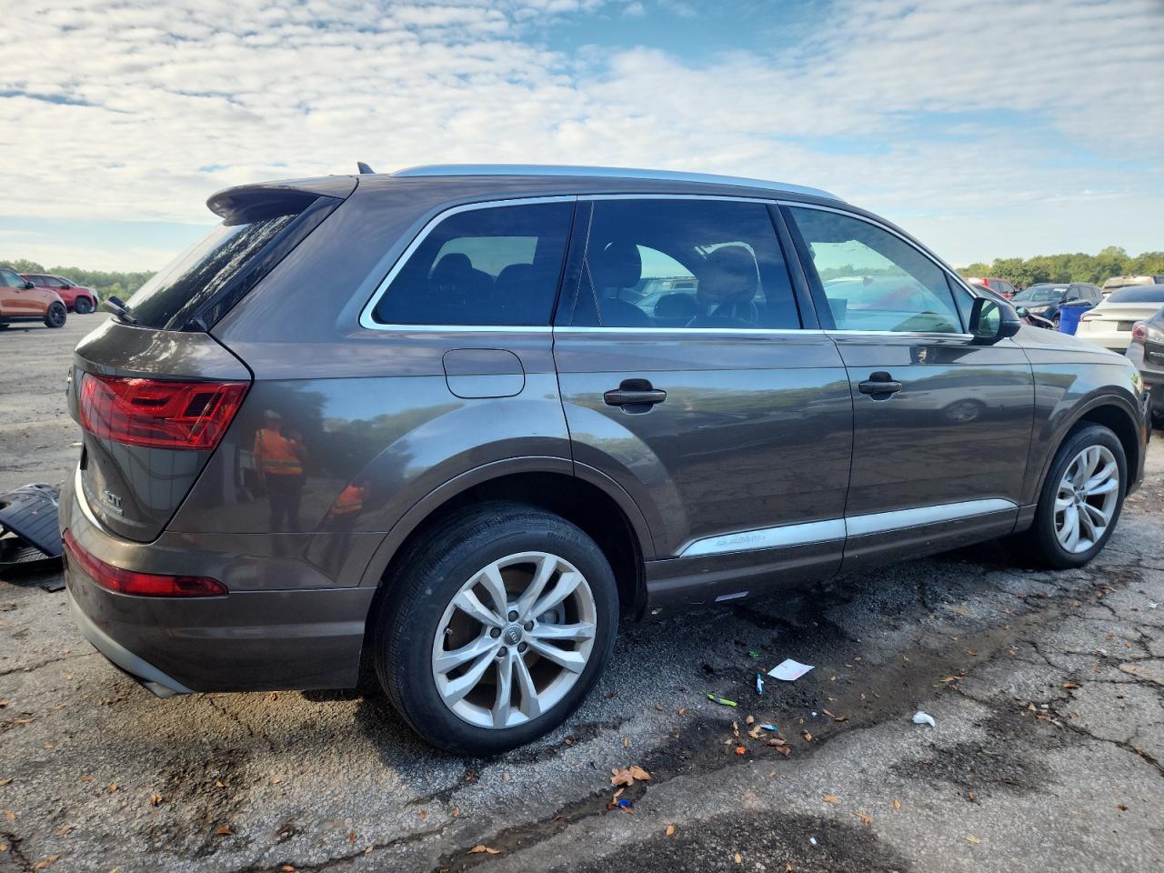 2017 Audi Q7 Premium Plus - Фото 3