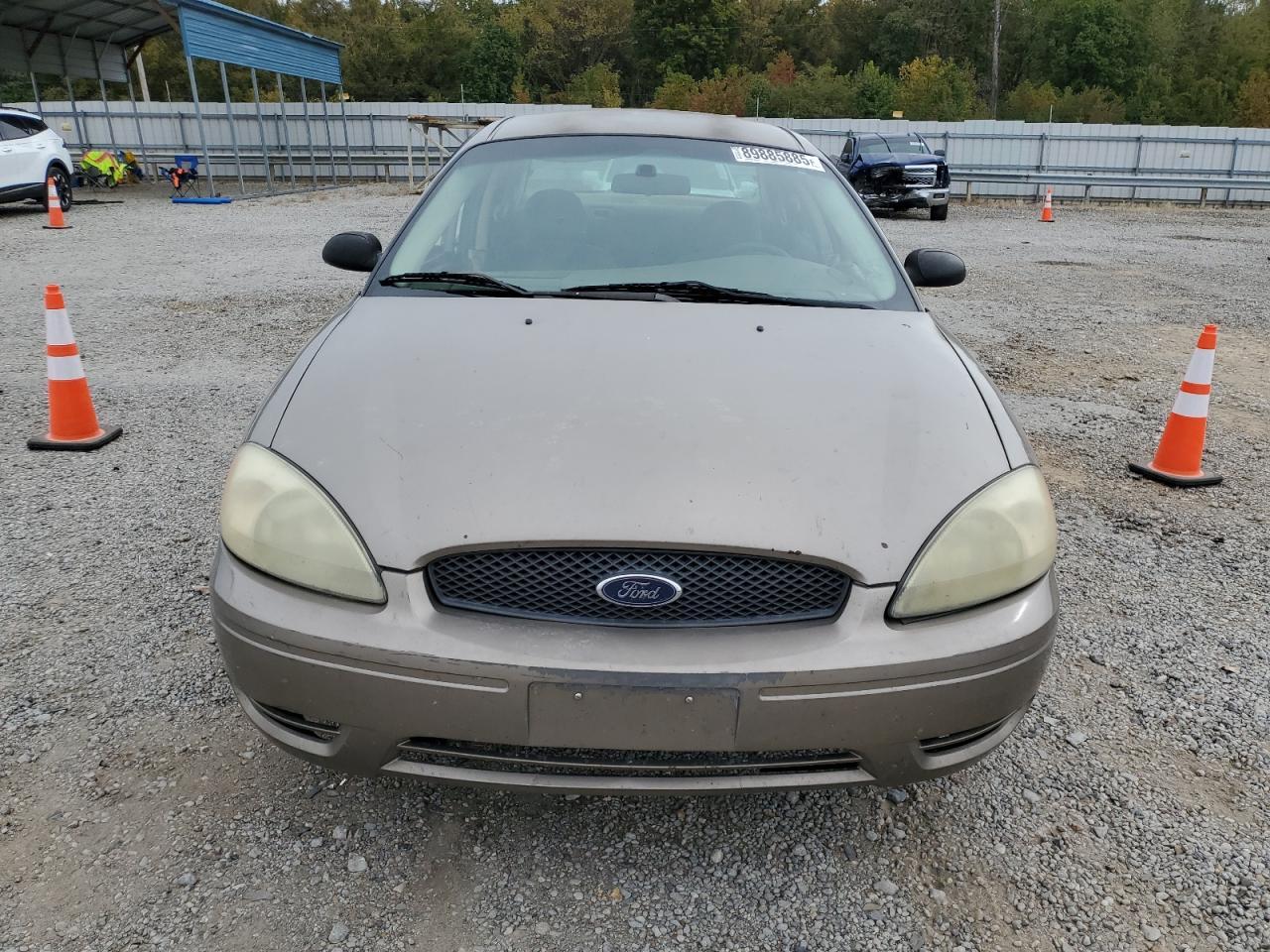 2005 Ford Taurus Se - Image 5