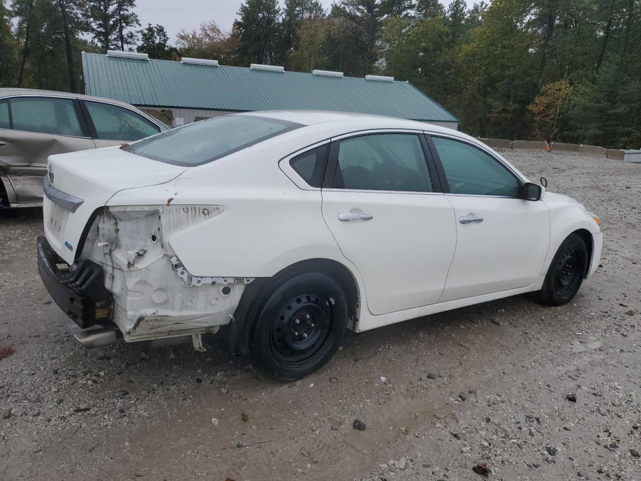 2015 Nissan Altima 2.5 - Image 3