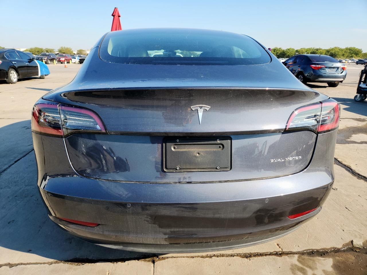 2022 Tesla Model 3 - Image 6