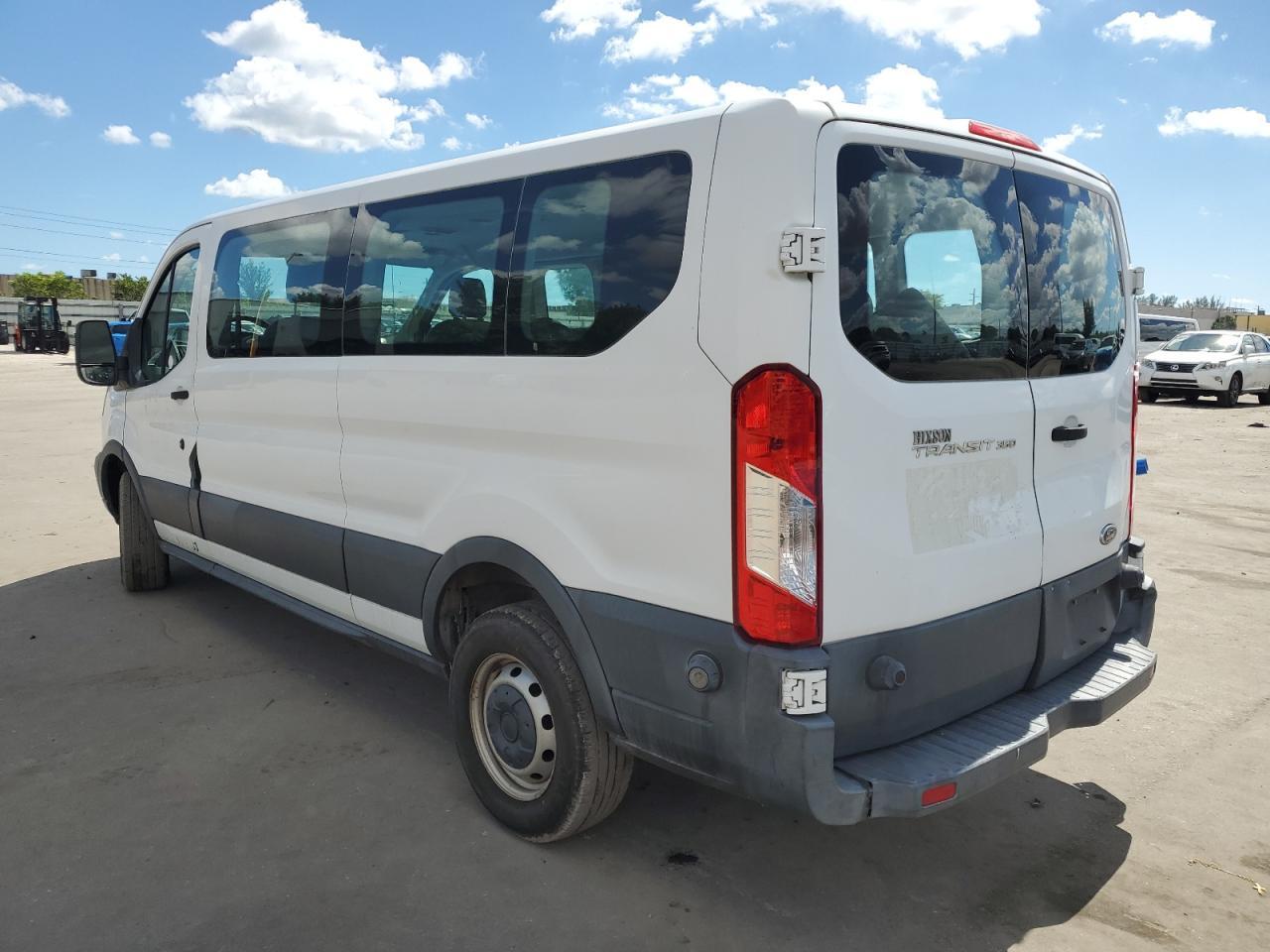 2015 Ford Transit T-350 - Фото 2