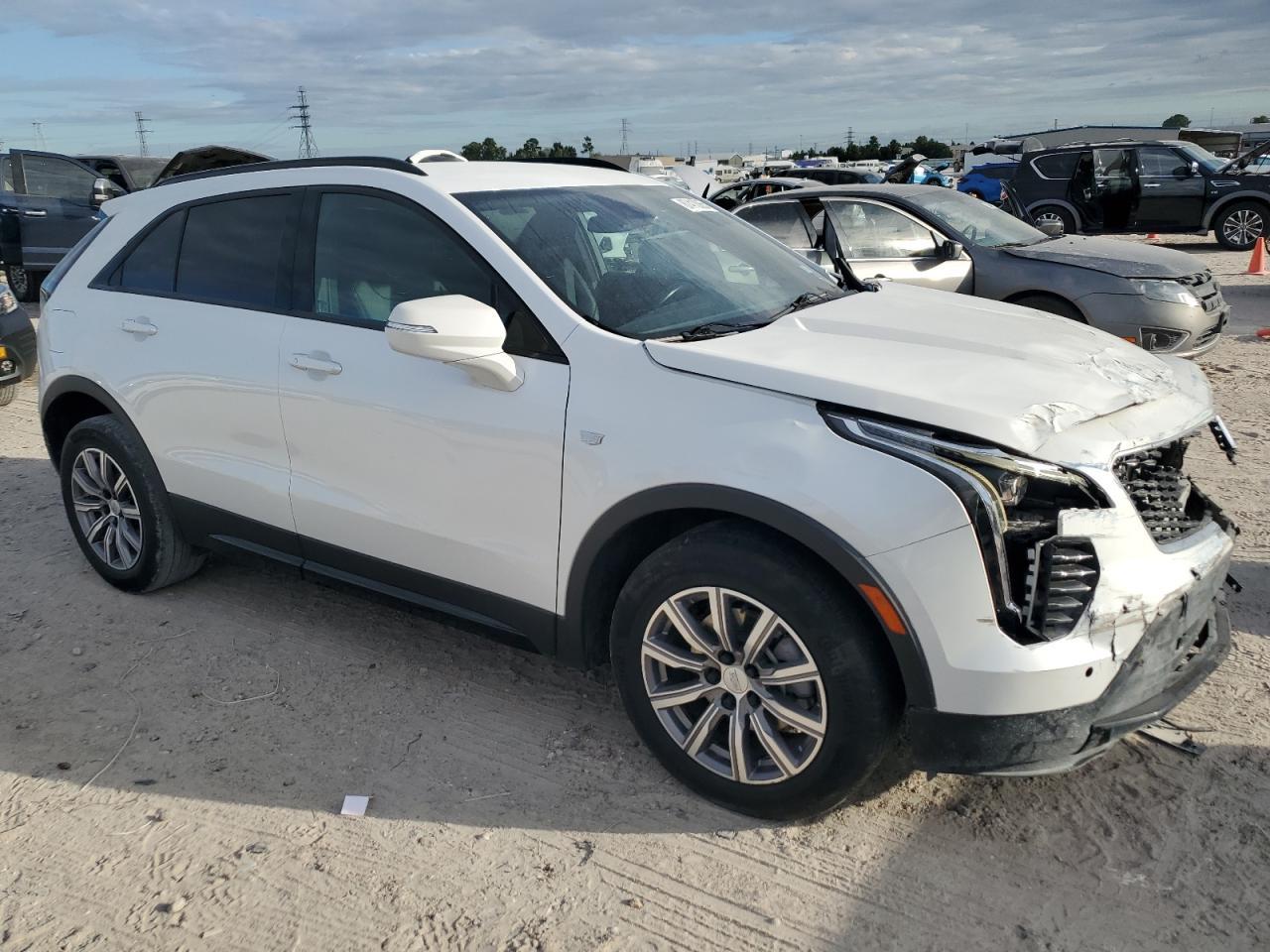 2022 Cadillac Xt4 Sport - Фото 4