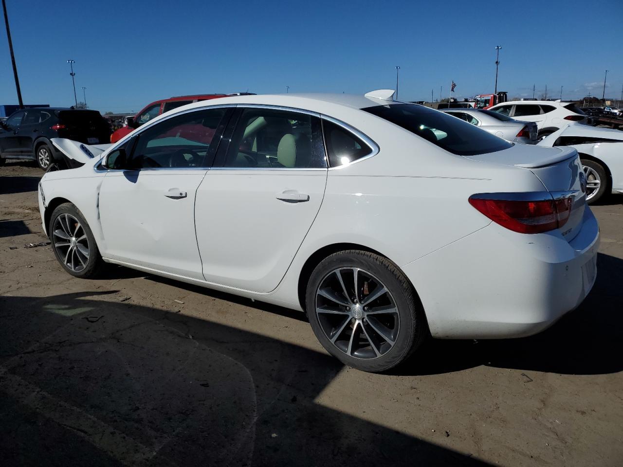 2016 Buick Verano Sport Touring - Image 2