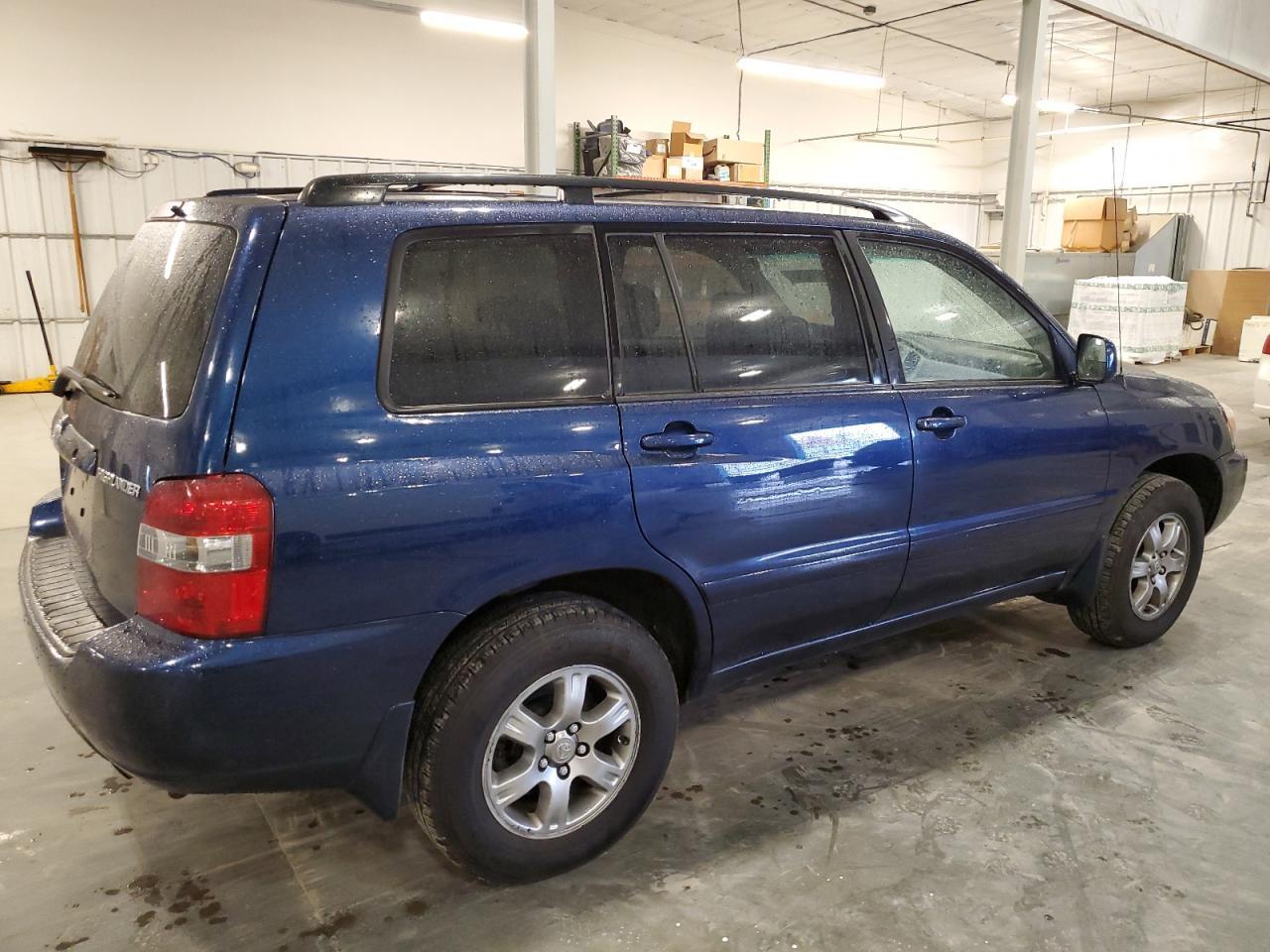 2005 Toyota Highlander Limited - Image 3
