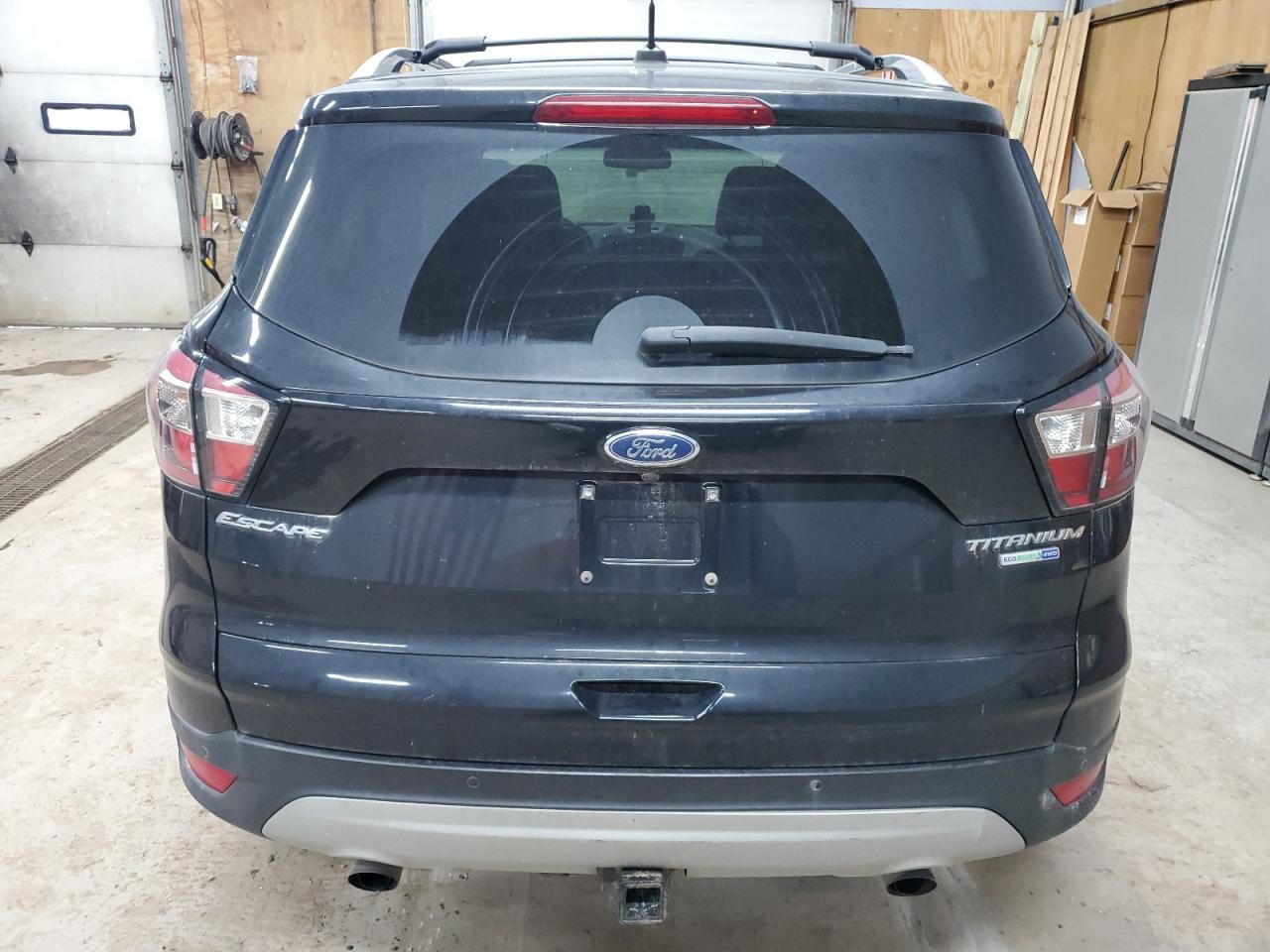 2017 Ford Escape Titanium - Image 6