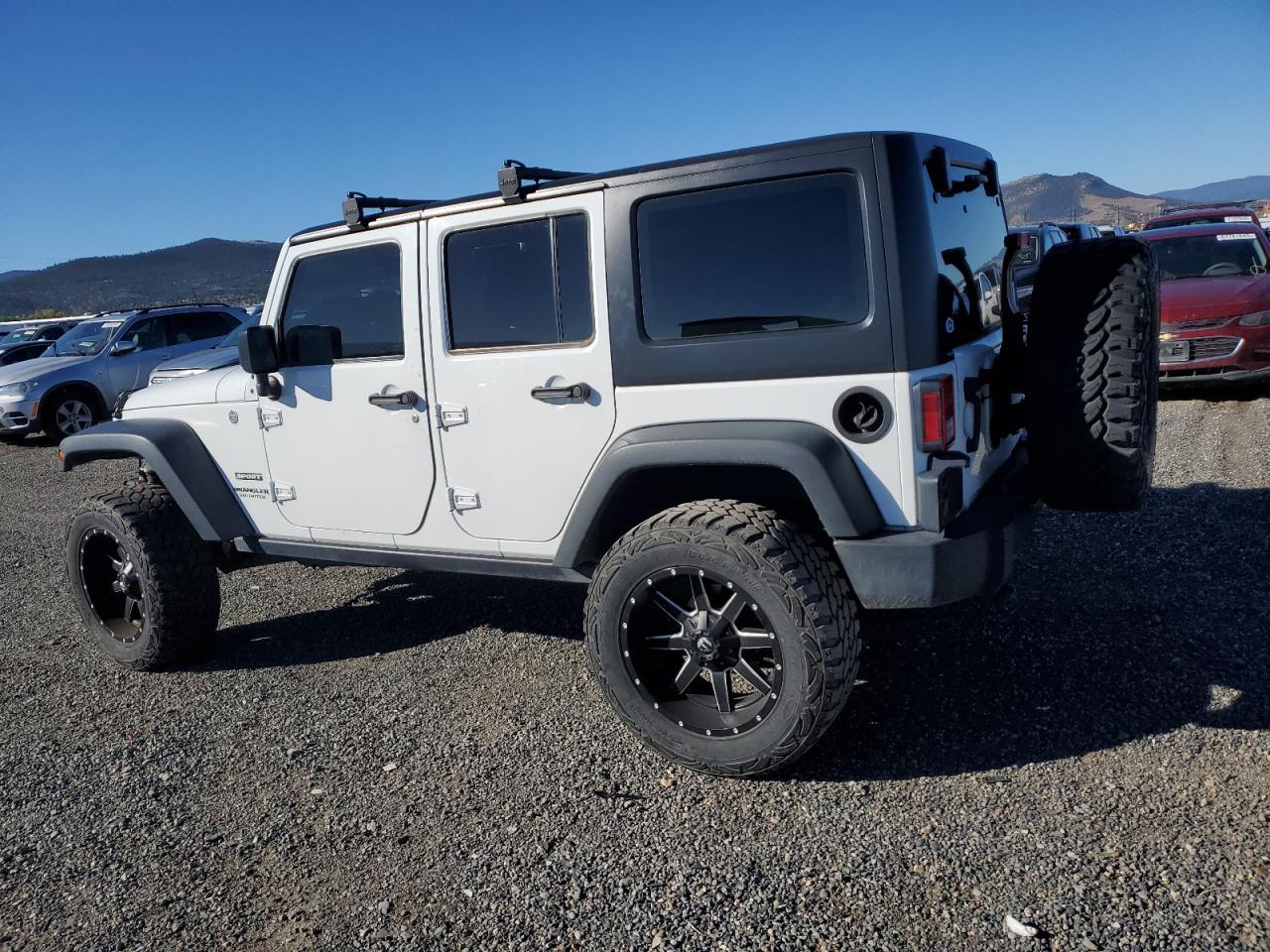 2017 Jeep Wrangler Unlimited Sport - Фото 2
