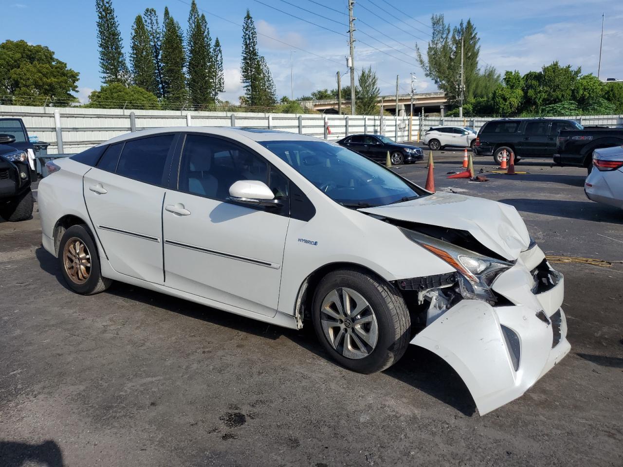 2016 Toyota Prius - Фото 4