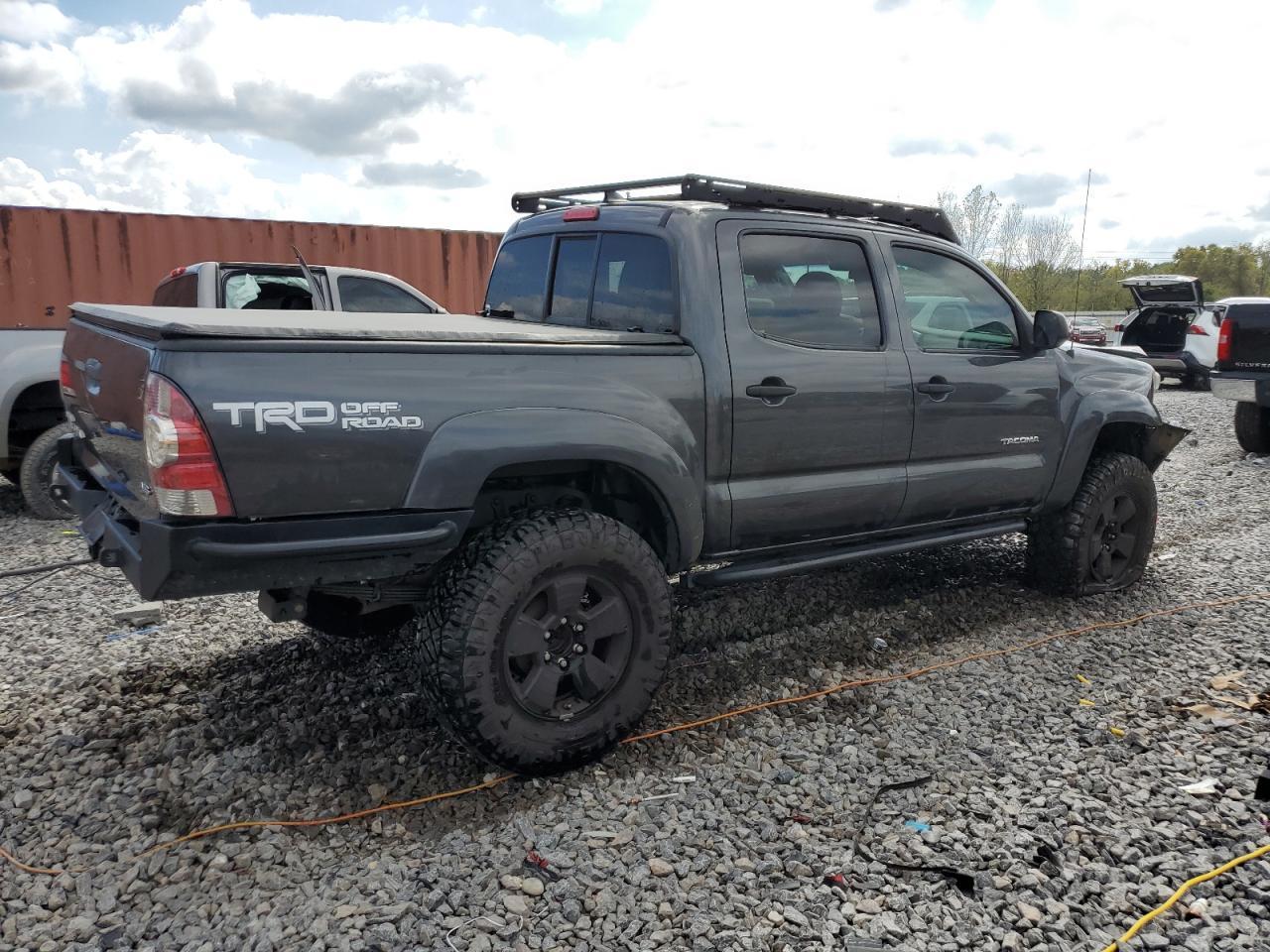 2015 Toyota Tacoma Double Cab - Фото 3