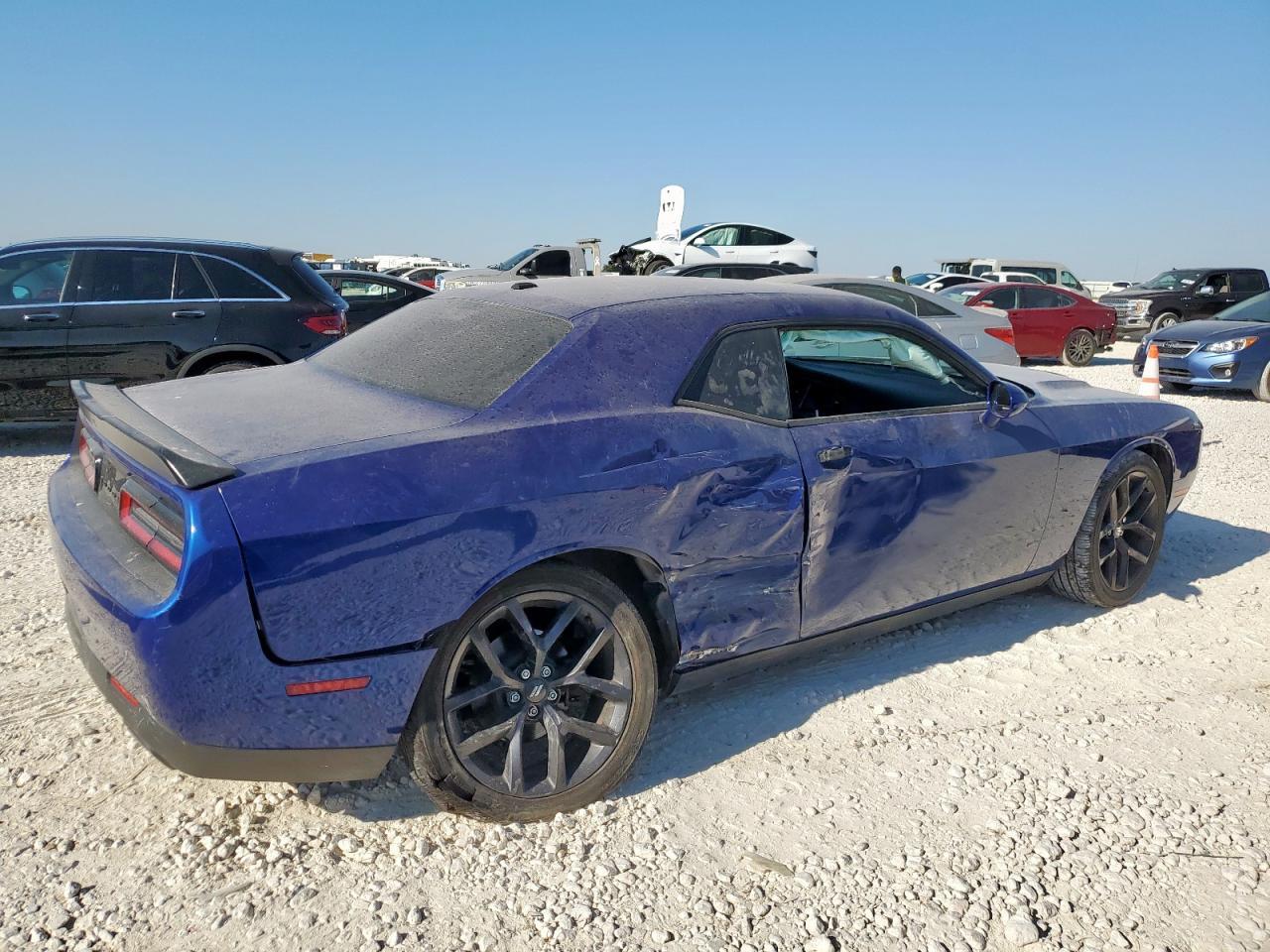 2020 Dodge Challenger Sxt - Фото 3