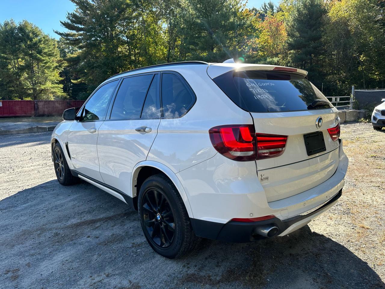2015 BMW X5 xDrive35I - Фото 3