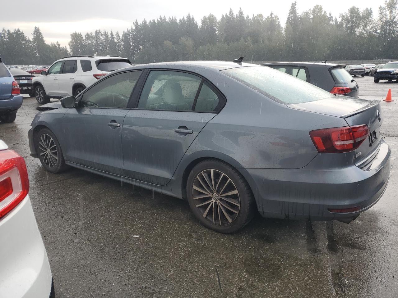 2016 Volkswagen Jetta Sport - Image 2