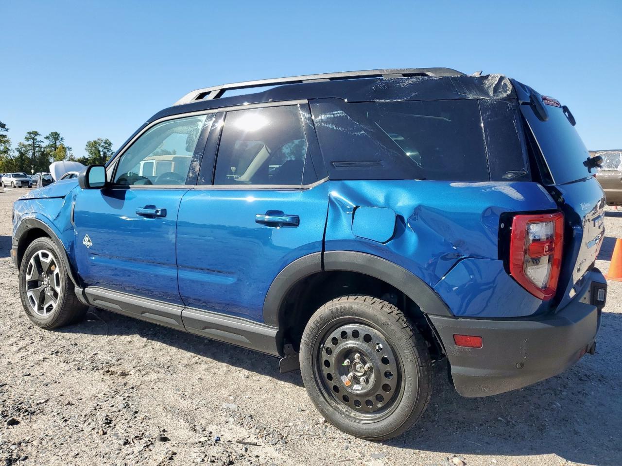 2024 Ford Bronco Sport Outer Banks - Фото 2