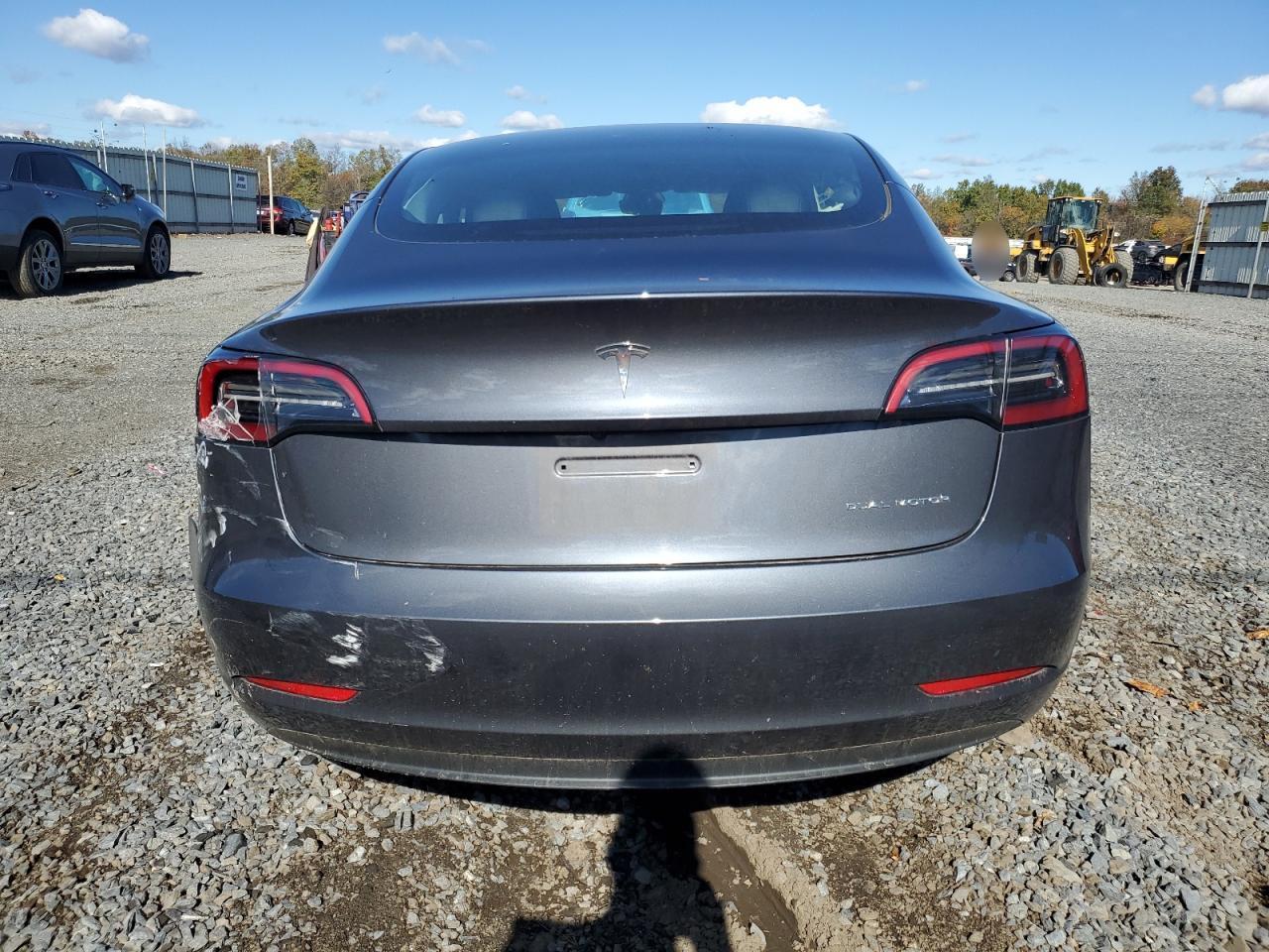 2023 Tesla Model 3 - Image 6