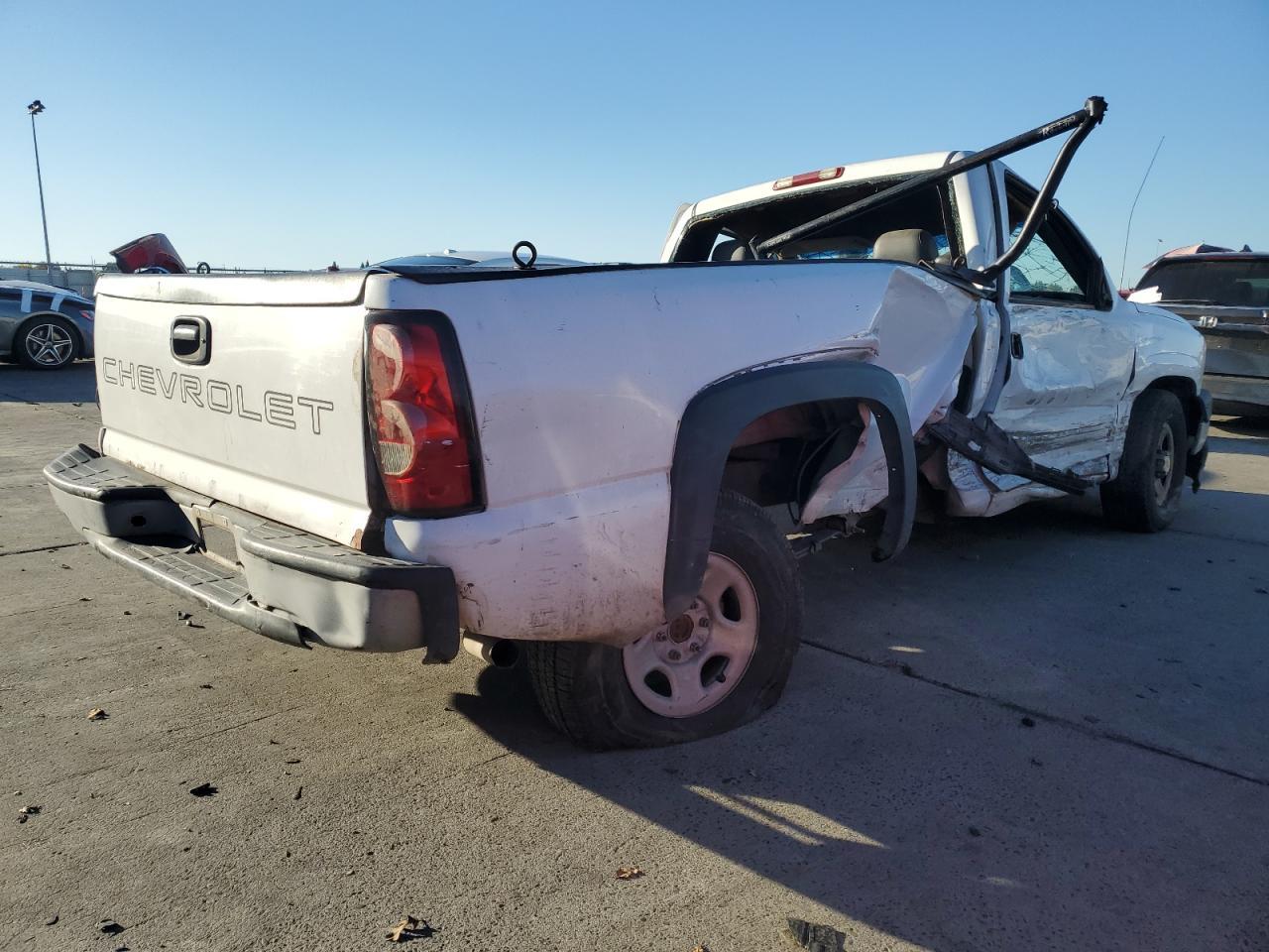2003 Chevrolet Silverado C1500 - Фото 3