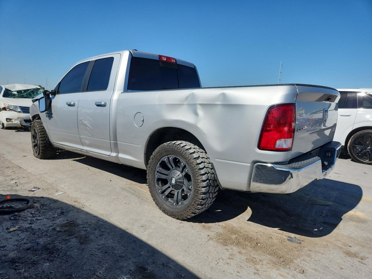 2017 Ram 1500 Slt - Image 2