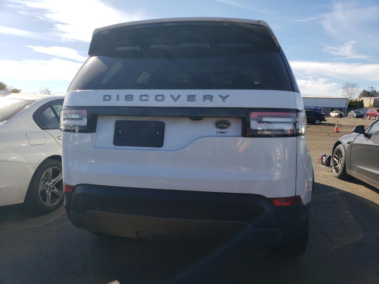 2020 Land Rover Discovery Se - Фото 6