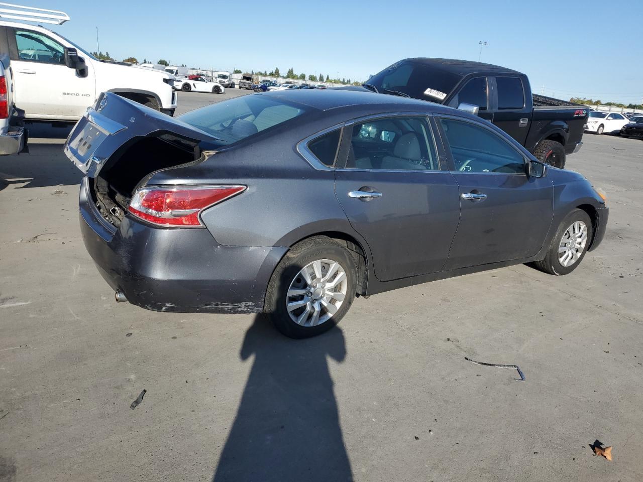 2014 Nissan Altima 2.5 - Image 3