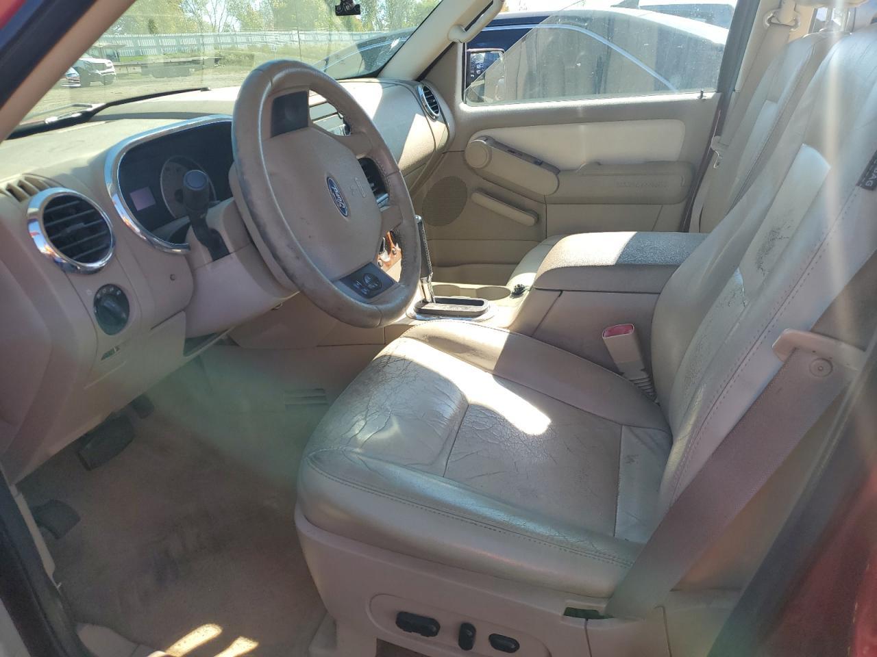 2007 Ford Explorer Eddie Bauer - Фото 7