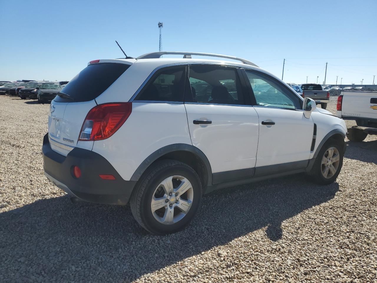 2013 Chevrolet Captiva Ls - Image 3