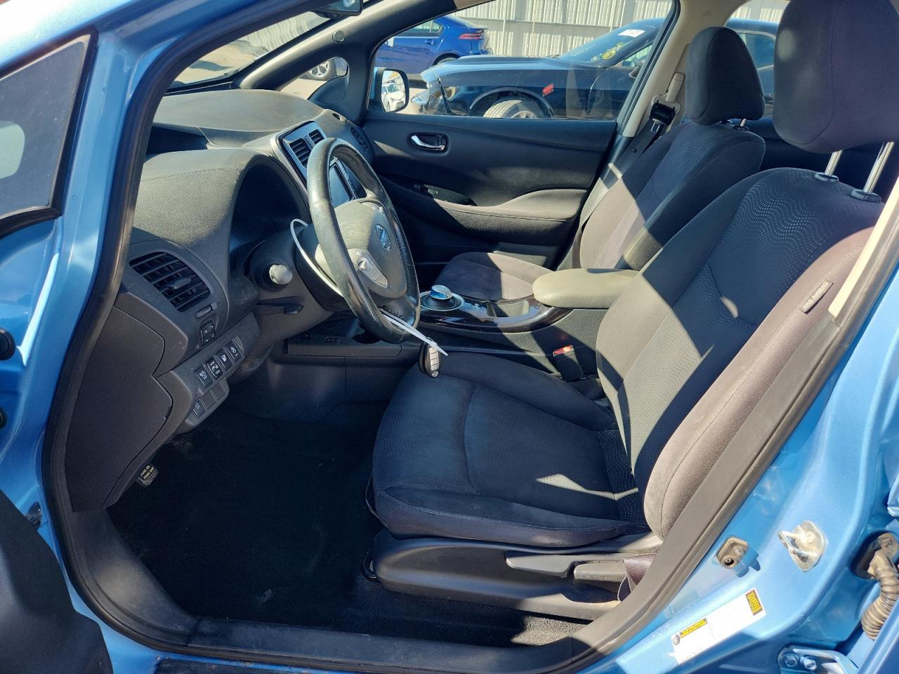 2013 Nissan Leaf S - Image 7