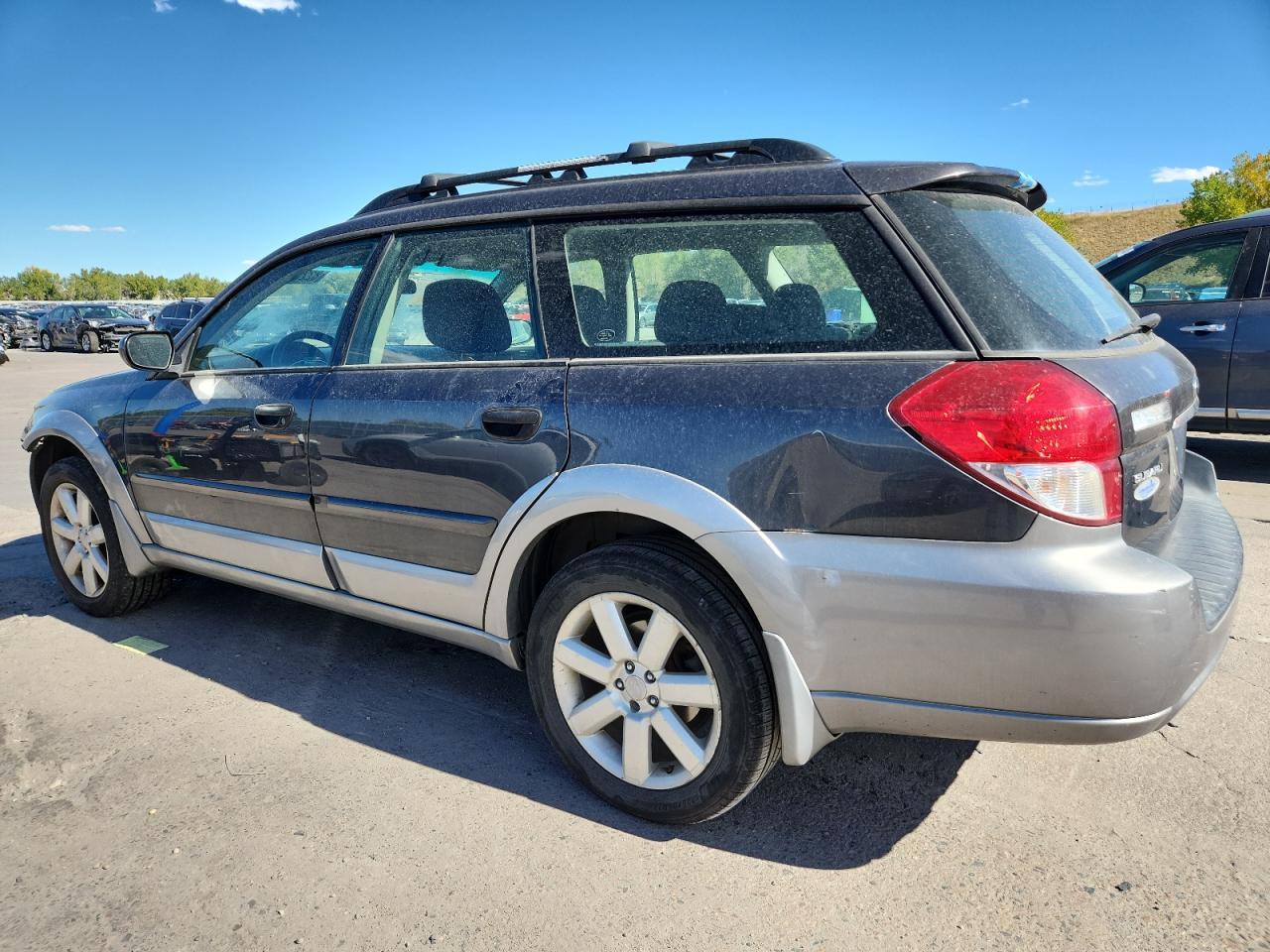 2009 Subaru Outback 2.5I - Фото 2