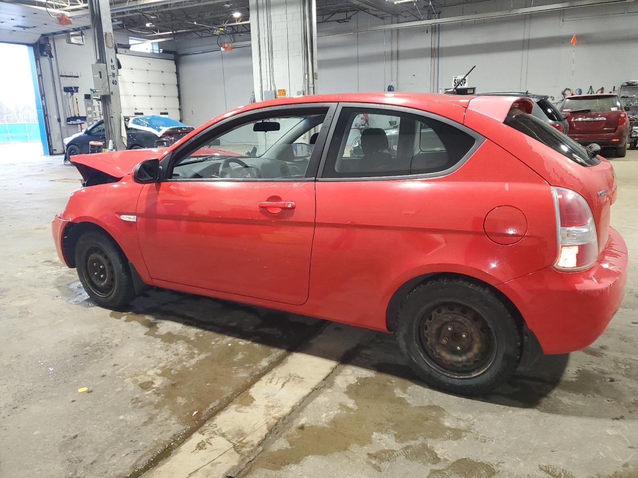 2009 Hyundai Accent Se - Image 2