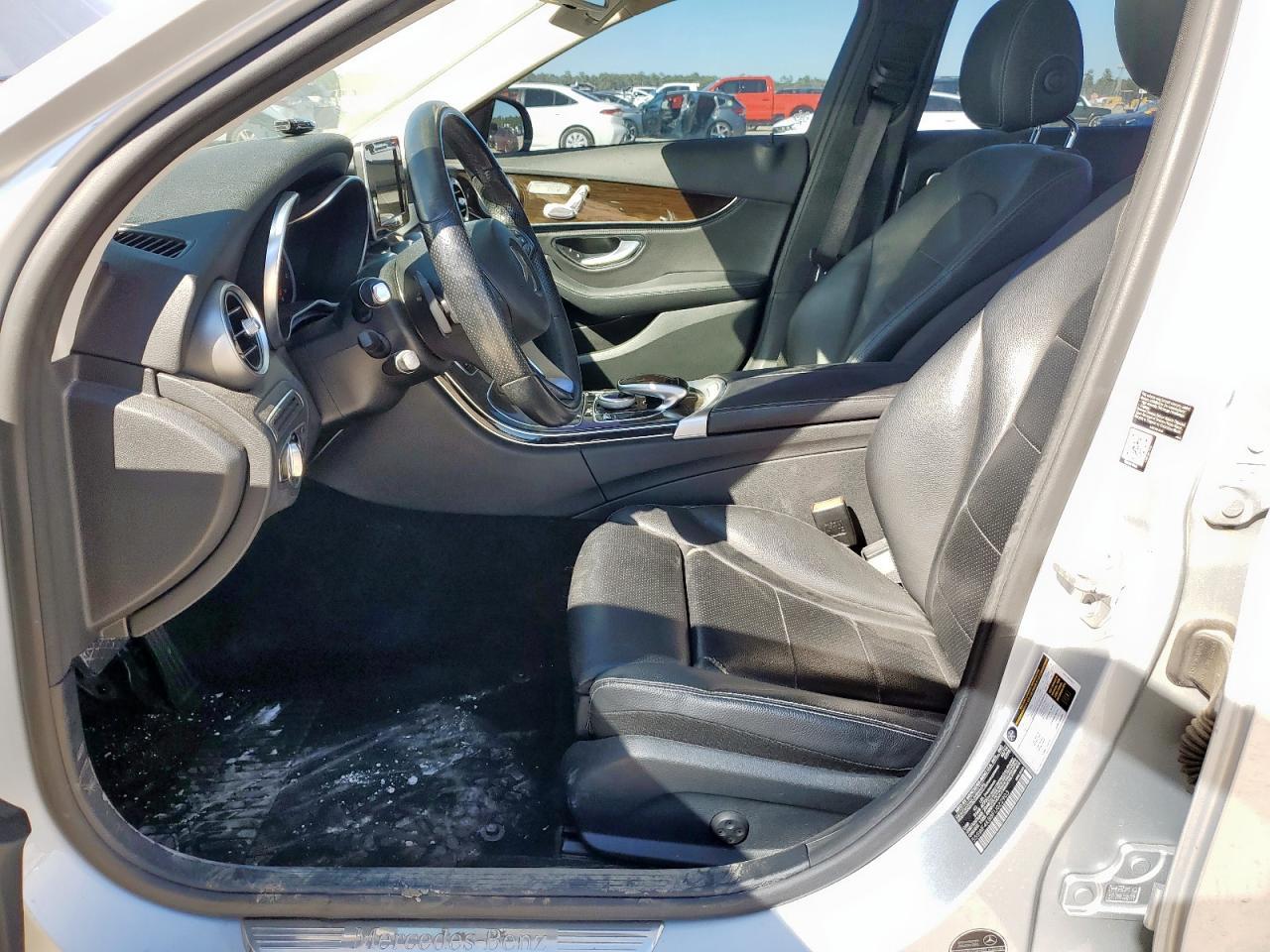 2015 Mercedes-Benz C 300 4Matic - Фото 7