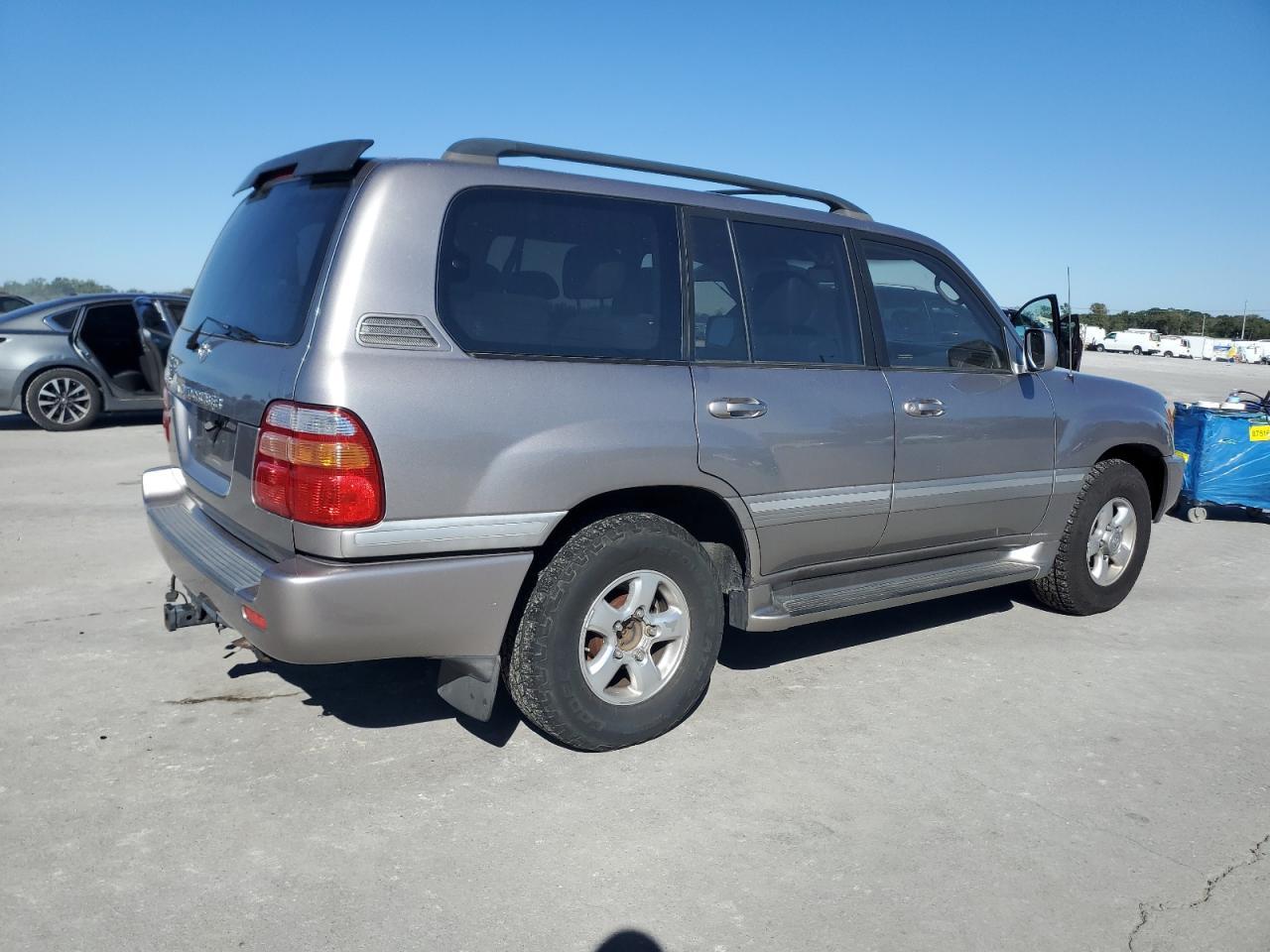 2002 Toyota Land Cruiser - Фото 3