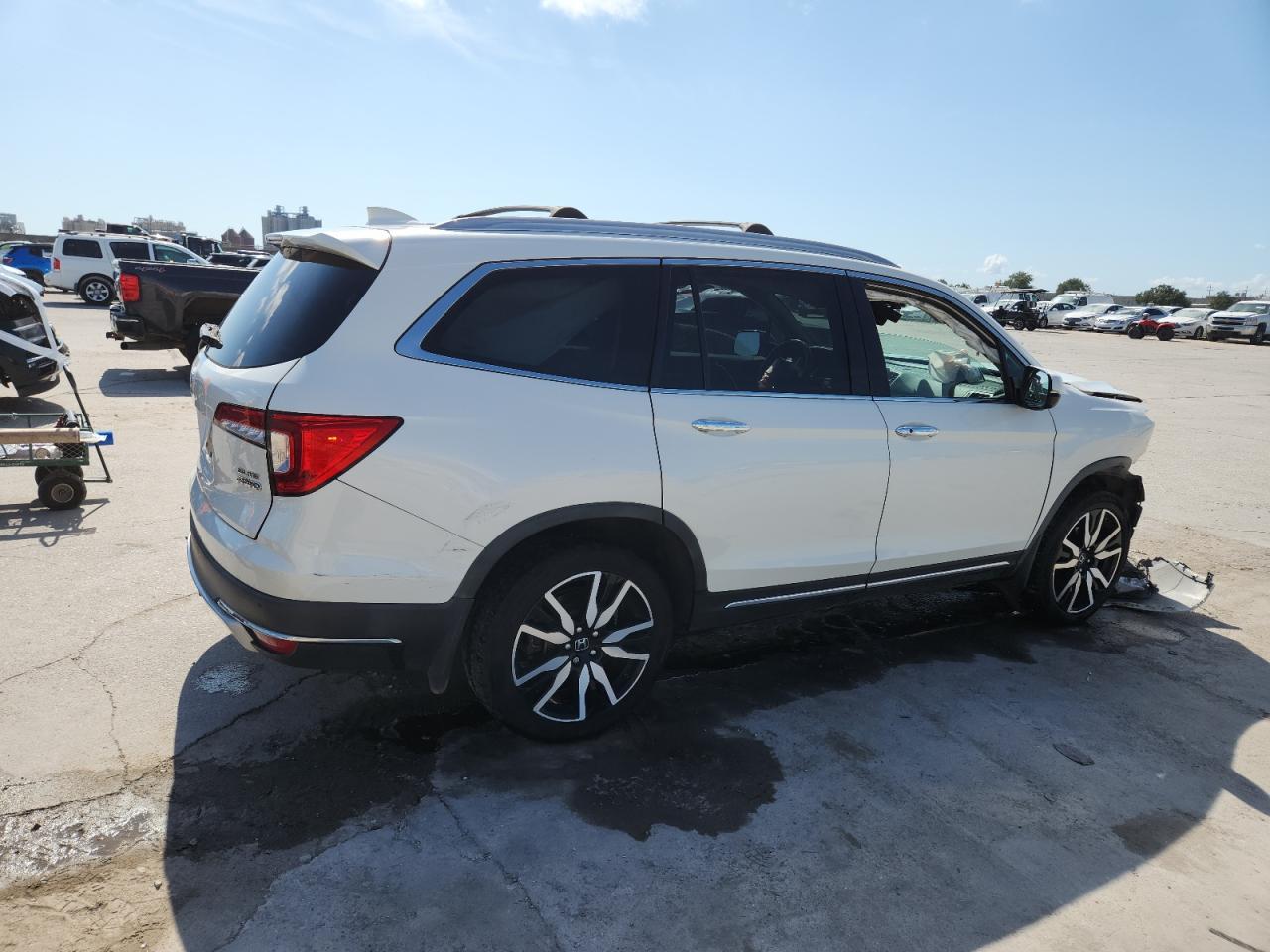 2019 Honda Pilot Elite - Image 3