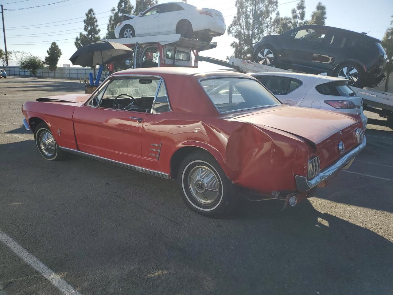 1966 Ford Mustang - Фото 2