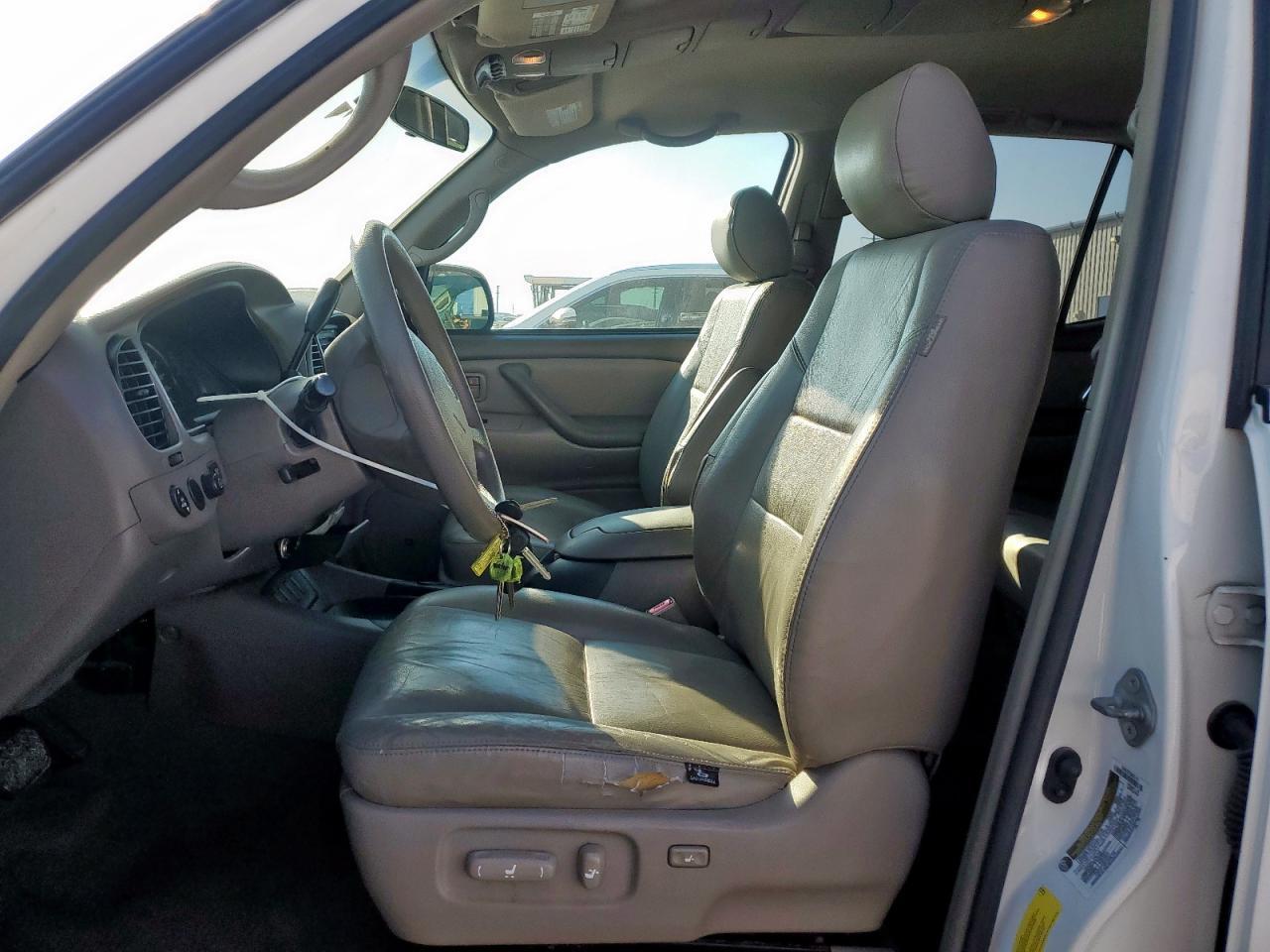 2005 Toyota Sequoia Sr5 - Фото 7