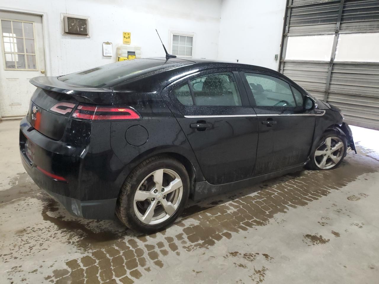 2013 Chevrolet Volt - Фото 3