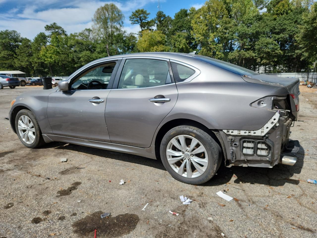 2011 Infiniti M37 X - Фото 2