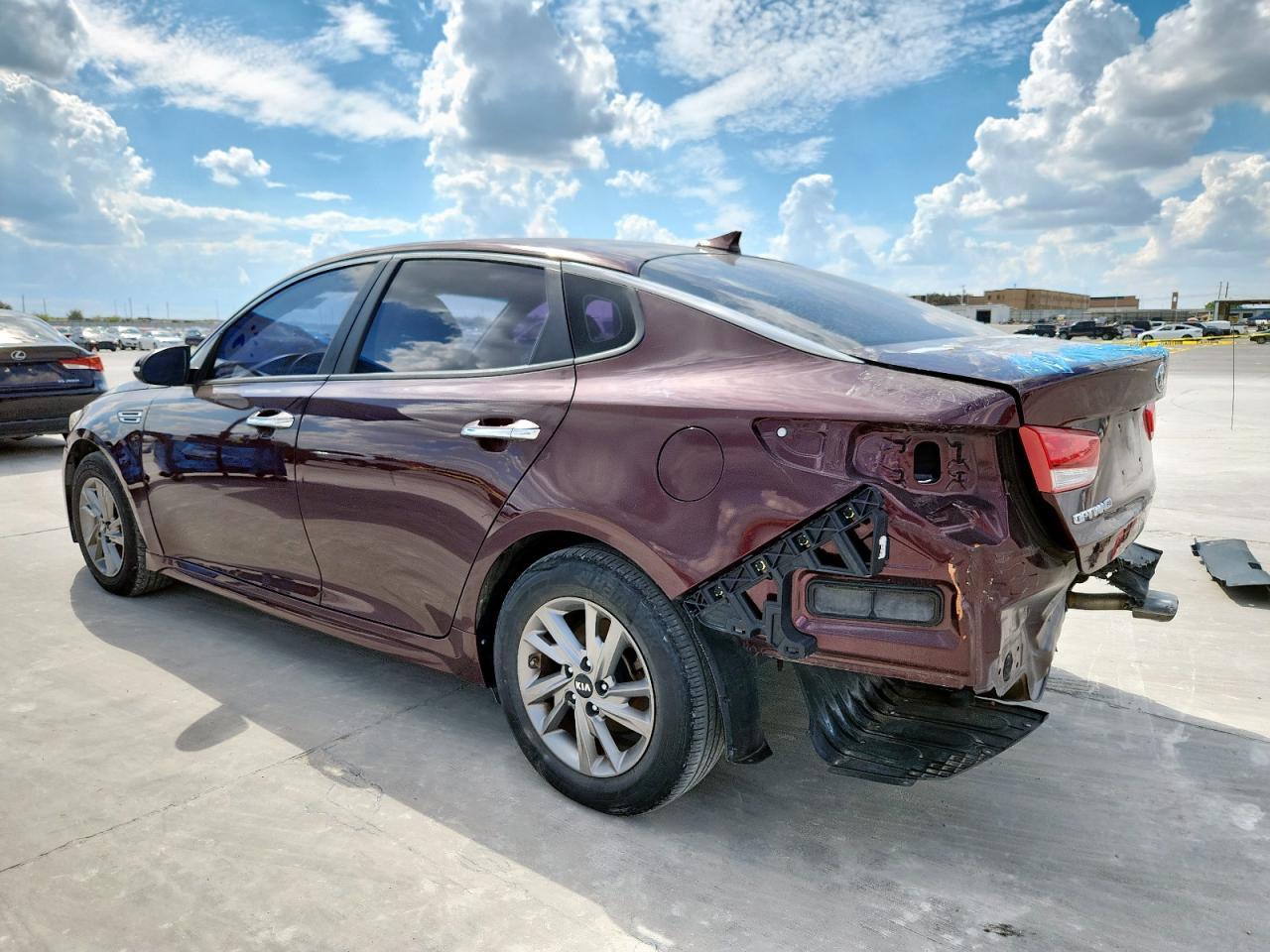 2019 Kia Optima Lx - Фото 2