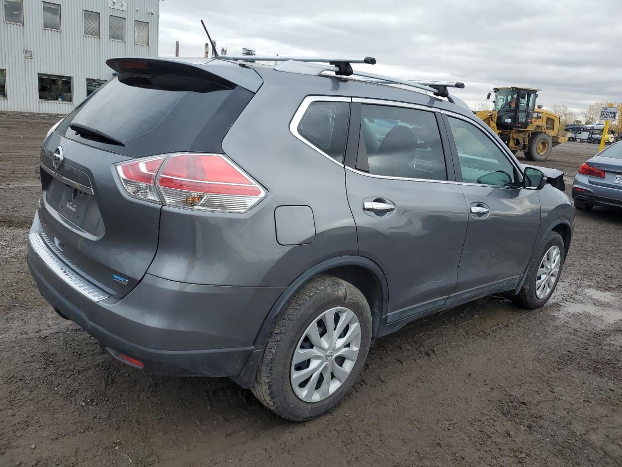 2015 Nissan Rogue S - Фото 3