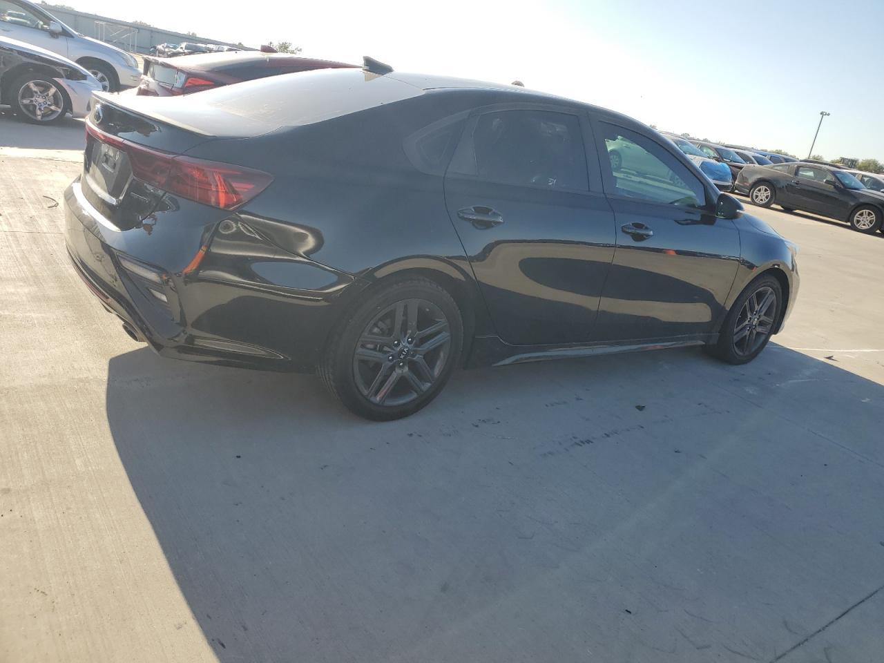 2020 Kia Forte Gt Line - Image 3