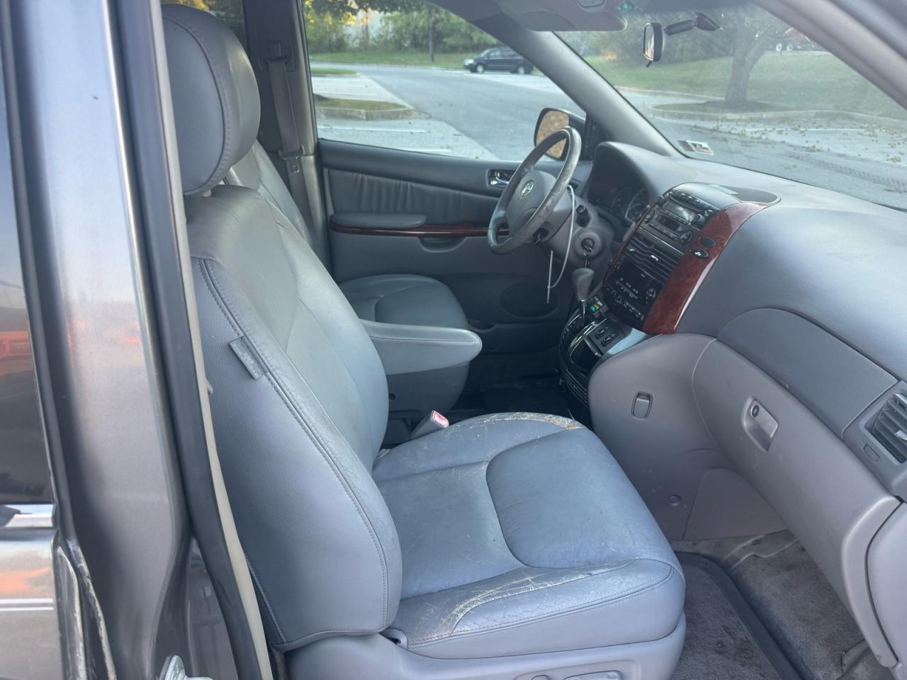 2005 Toyota Sienna Xle - Фото 5