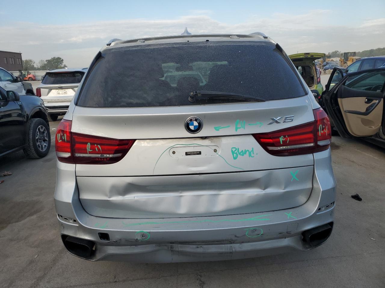 2015 BMW X5 xDrive50I - Image 6