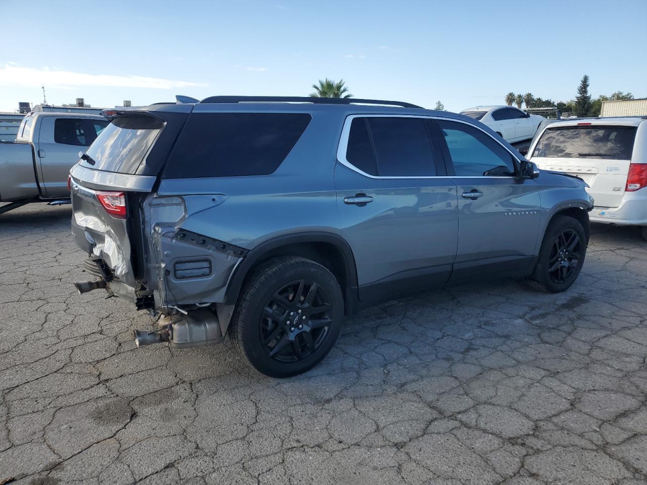 2021 Chevrolet Traverse Lt - Фото 3