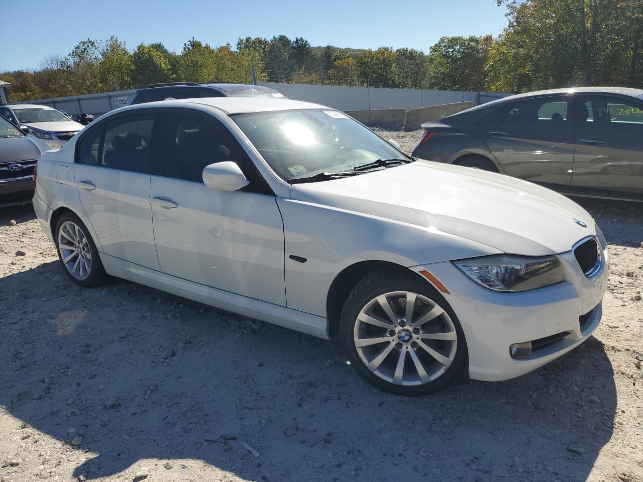 2011 BMW 328 I - Фото 4