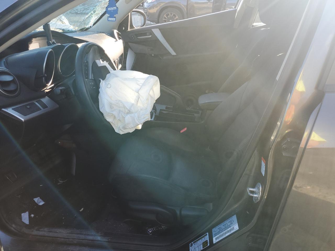 2011 Mazda 3 S - Image 7