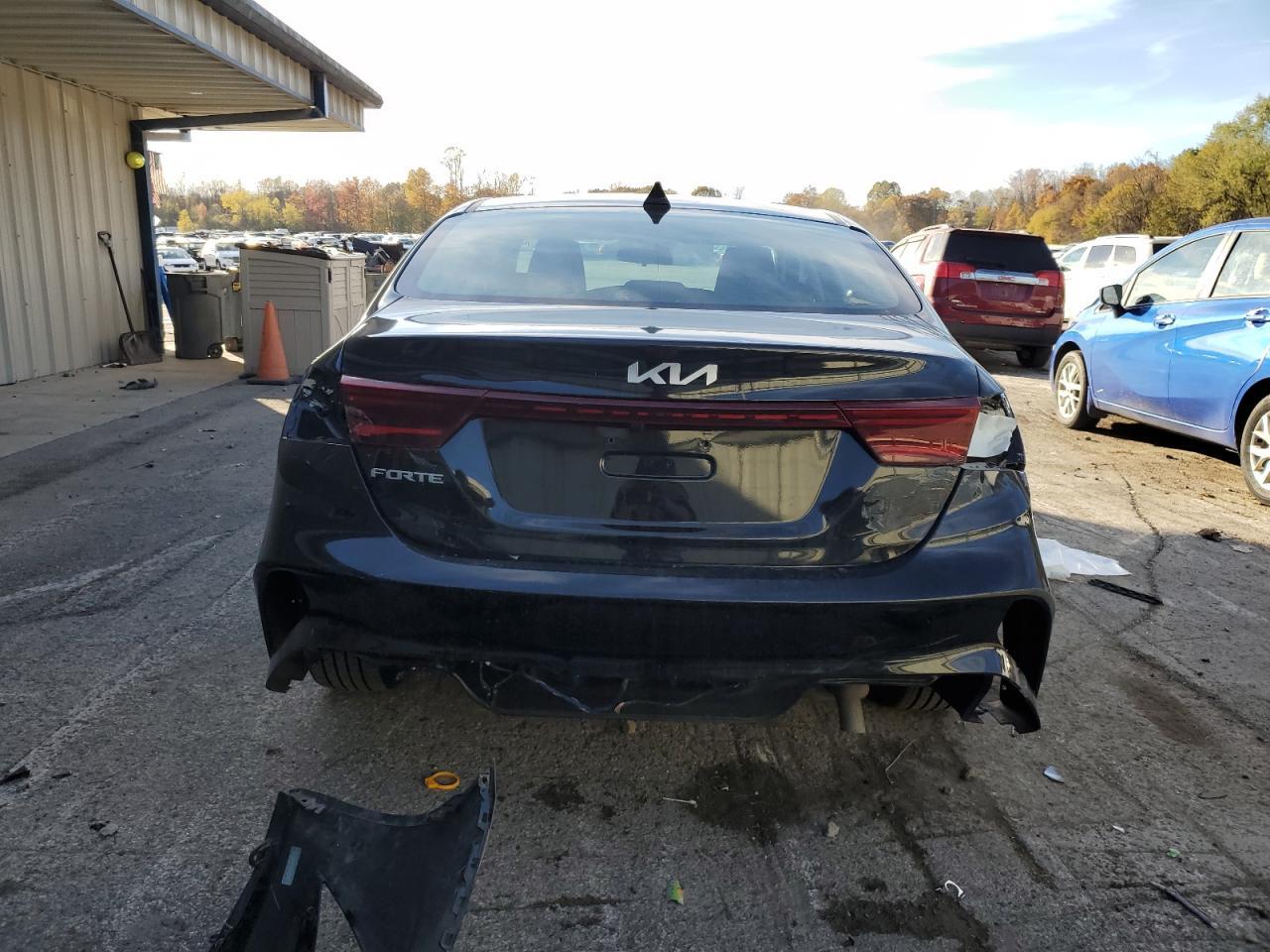 2023 Kia Forte Lx - Image 6