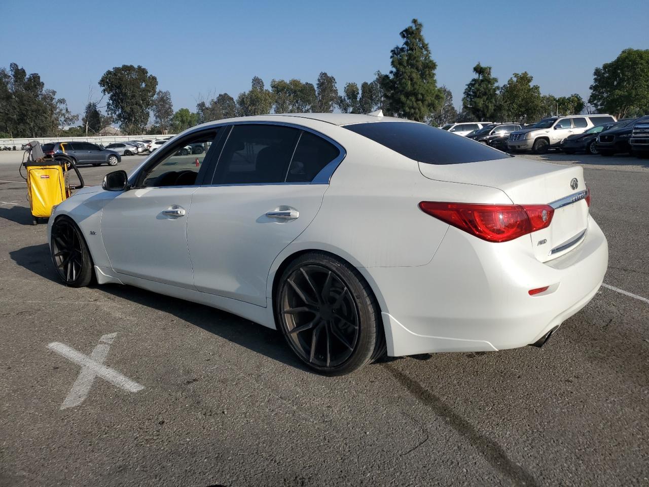 2017 Infiniti Q50 Premium - Image 2