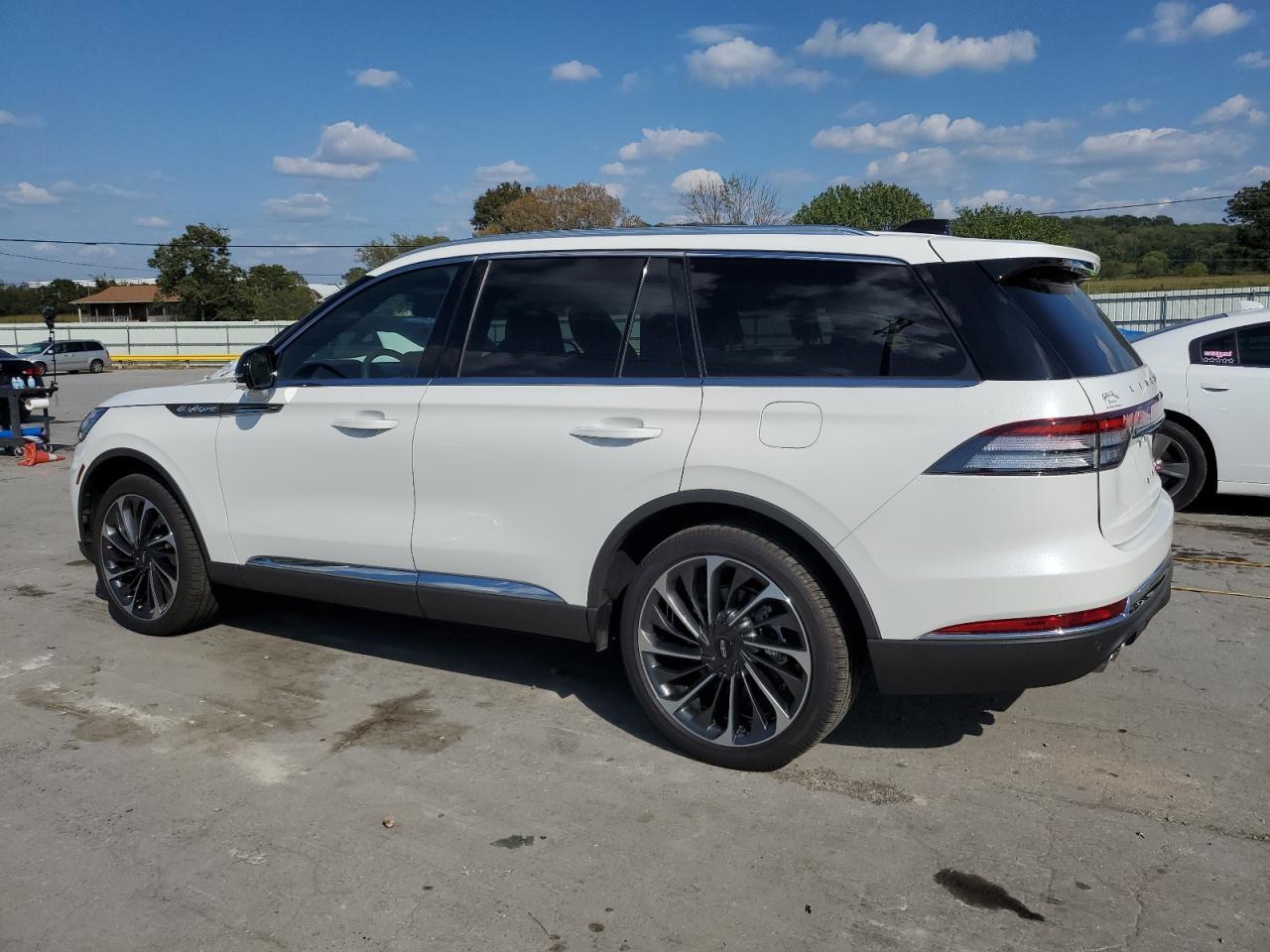 2025 Lincoln Aviator Reserve - Фото 2
