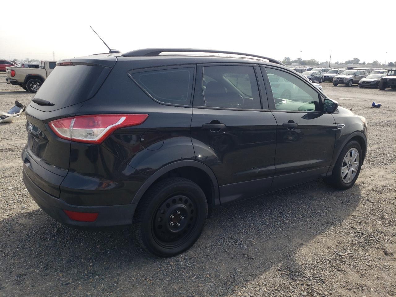 2015 Ford Escape S - Image 3